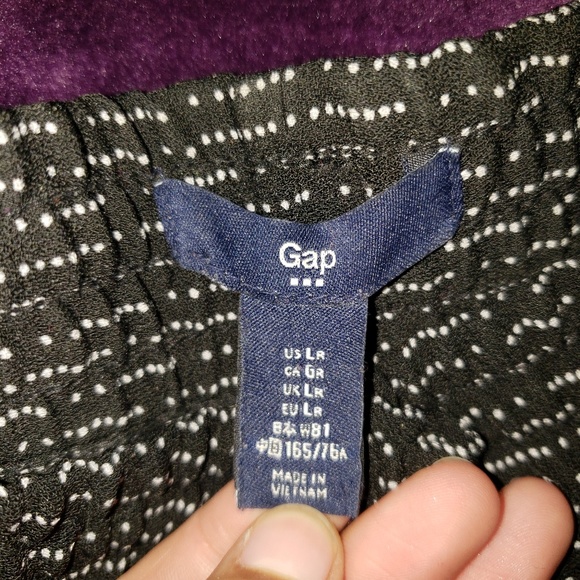GAP Patterned Black Pants - Picture 4 of 4